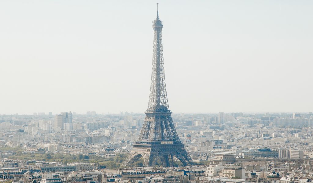 Scenic to host Paris-Seine sporting legends cruise ahead of 2024 Olympics