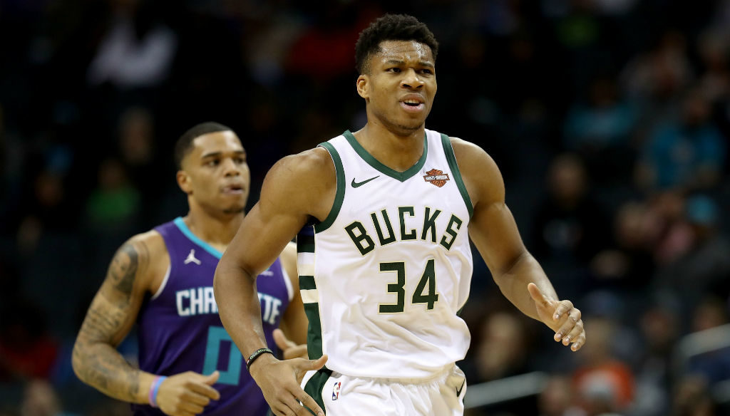 Giannis Antetokounmpo Milwaukee Bucks NBA Paris Game 2020