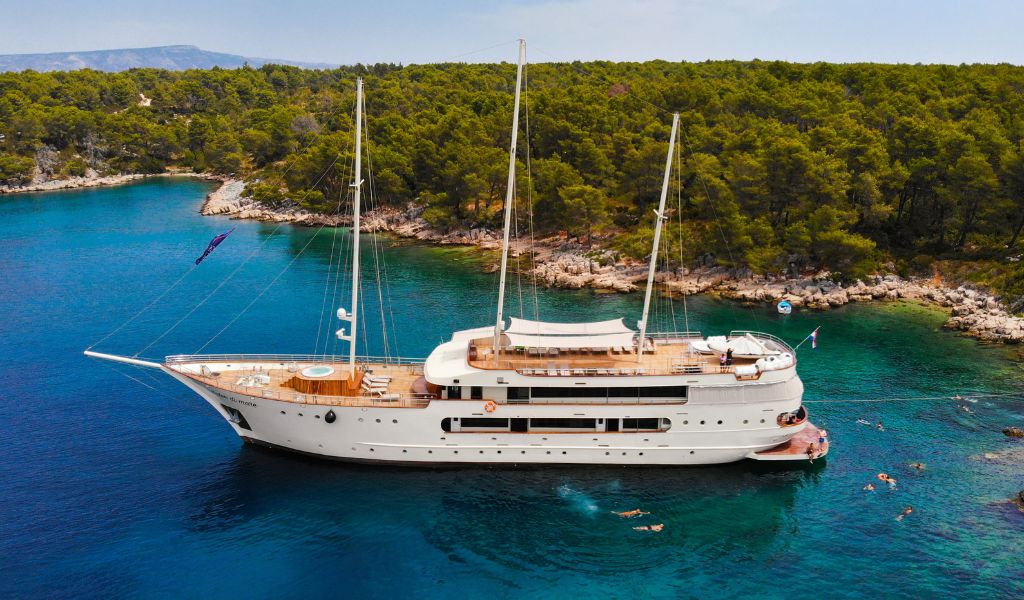 Sail Croatia's luxury hike cruise will be on the Salve di Mare